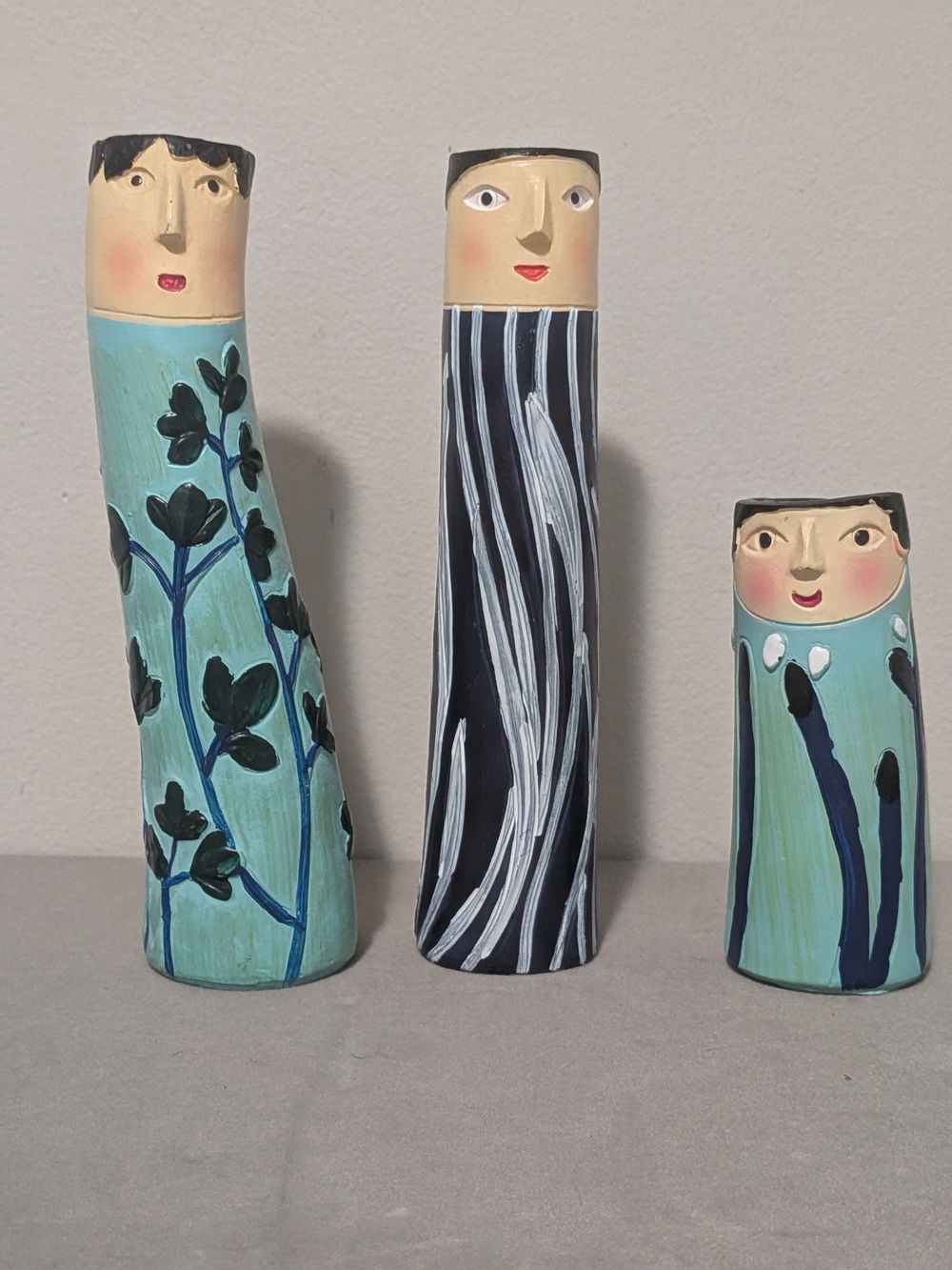 Boho Fun Family Spring Bud Vases Set Of 3 Resin - Picture 2 of 9